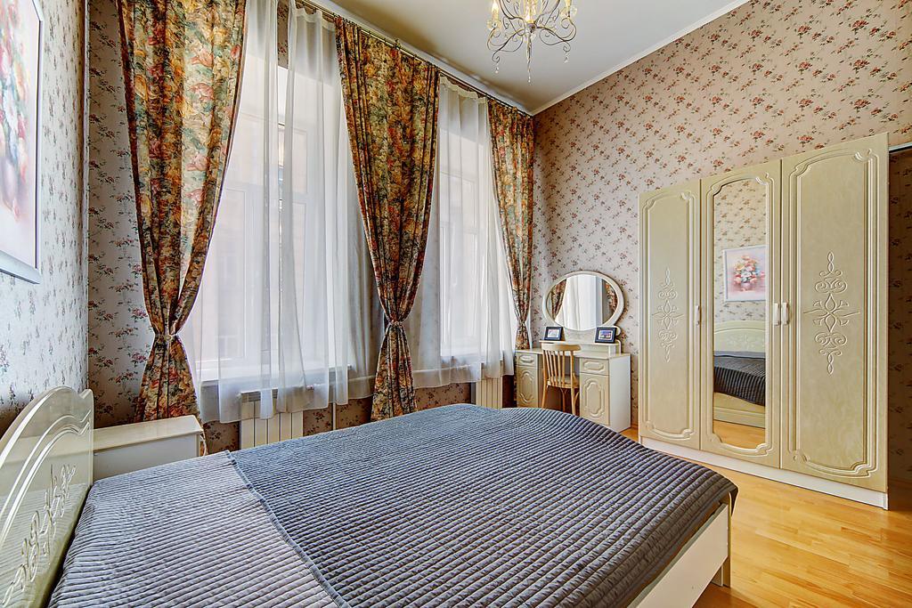 Sutkipeterburg Petrogradskaya Διαμέρισμα Αγία Πετρούπολη Δωμάτιο φωτογραφία